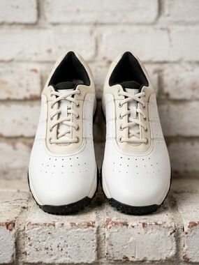 FORE!  Women’s Golf Shoes Adidas Sz 7